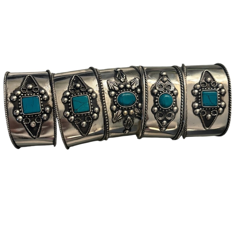 Charlie Paige Gorgeous Silver and Turquoise Cuff Bracelet​​ - Picture 5 of 6